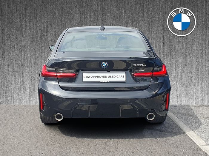 BMW 3 Series 2023