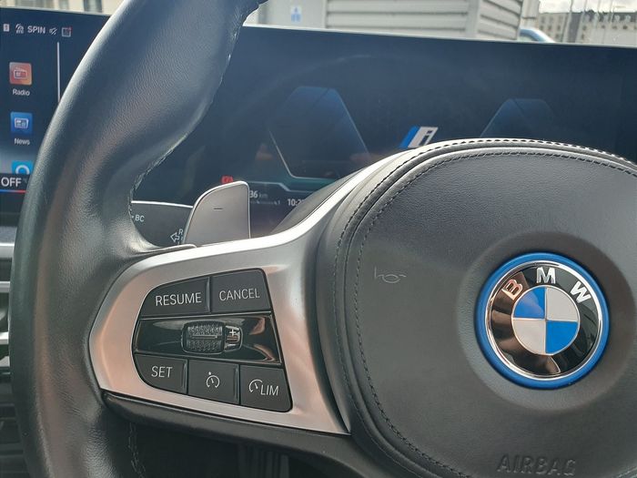 BMW 3 Series 2023