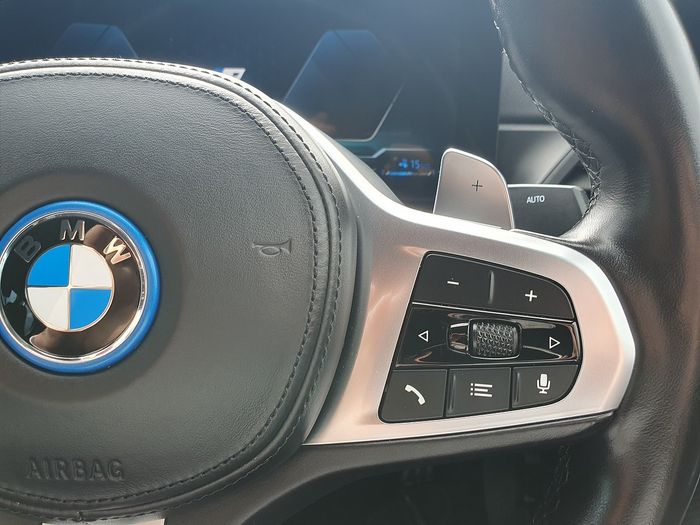 BMW 3 Series 2023