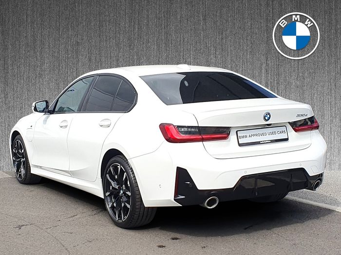 BMW 3 Series 2025