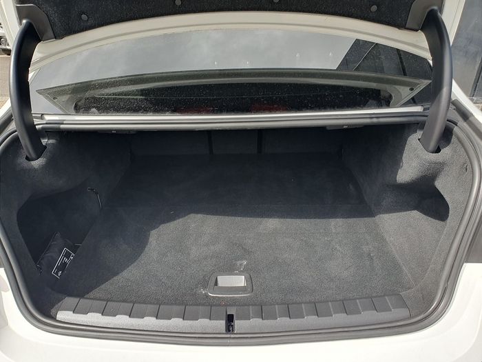 BMW 3 Series 2025