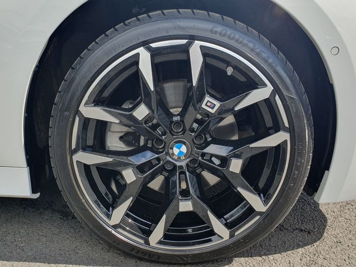 BMW 3 Series 2025