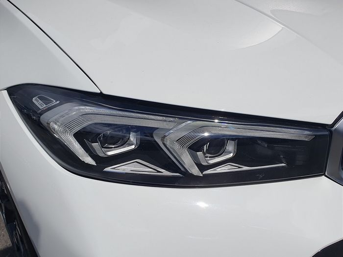 BMW 3 Series 2025