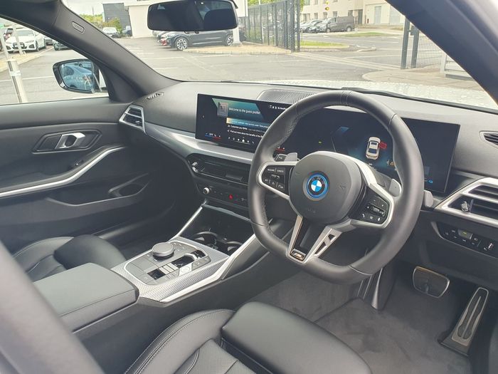 BMW 3 Series 2025