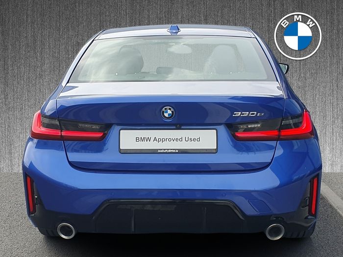 BMW 3 Series 2023