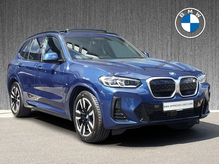 BMW iX3 2023