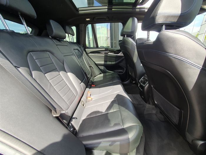 BMW iX3 2023