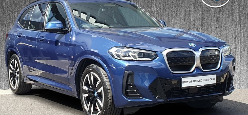 BMW iX3 2023