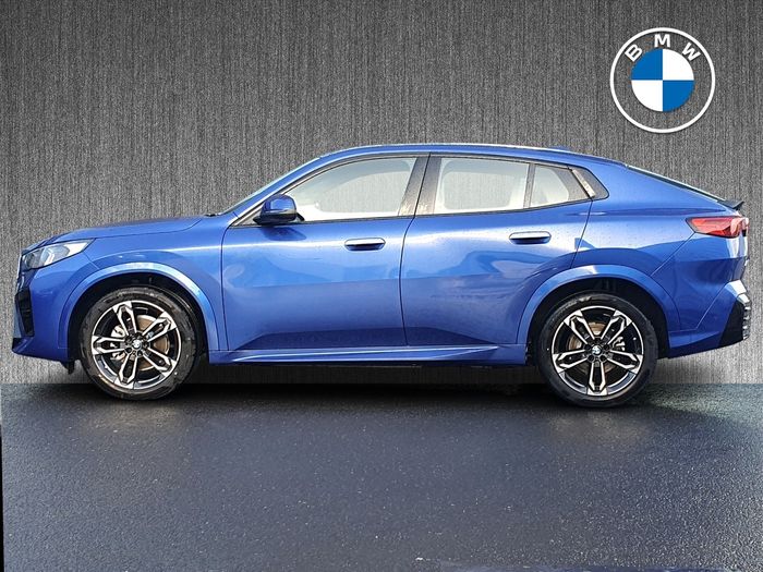BMW iX2 2026