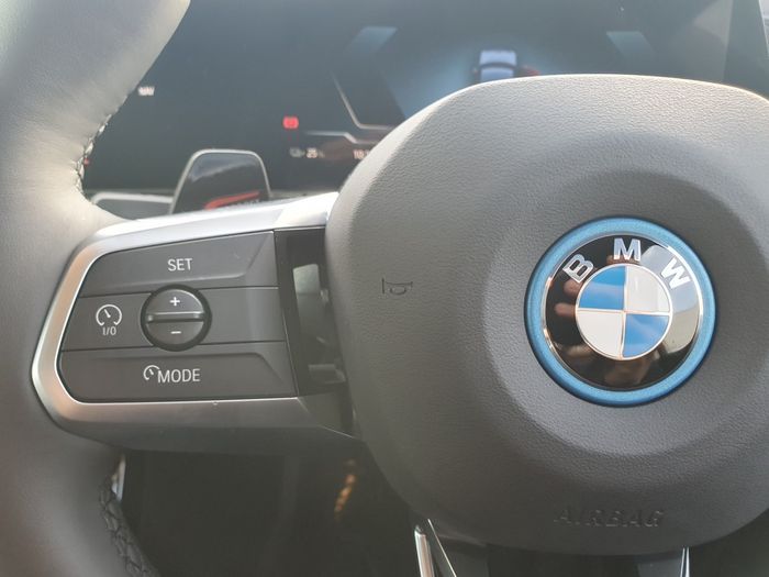 BMW iX2 2026