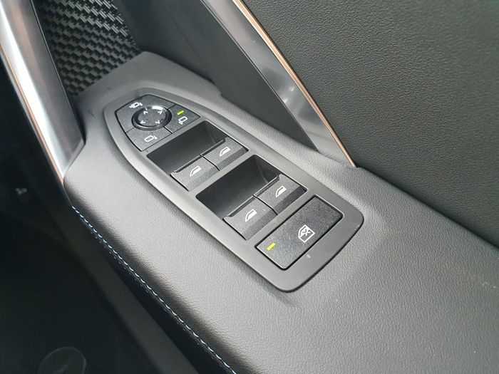 BMW iX2 2026