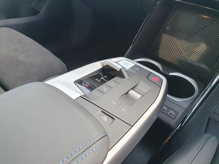 BMW iX2 2026