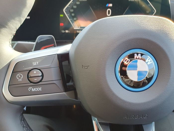 BMW iX2 2026
