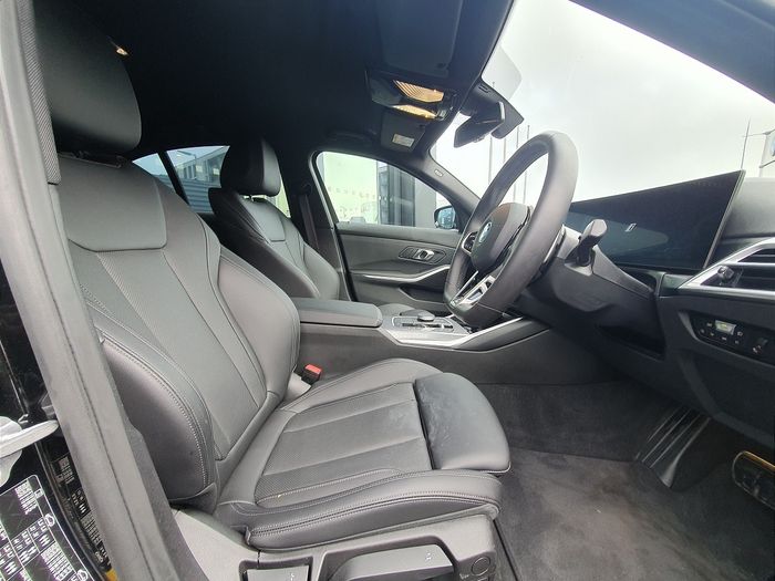 BMW 3 Series 2025