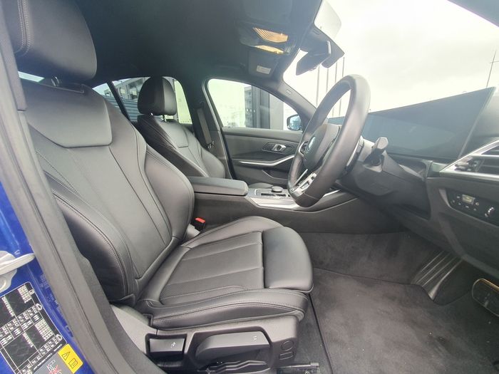 BMW 3 Series 2025