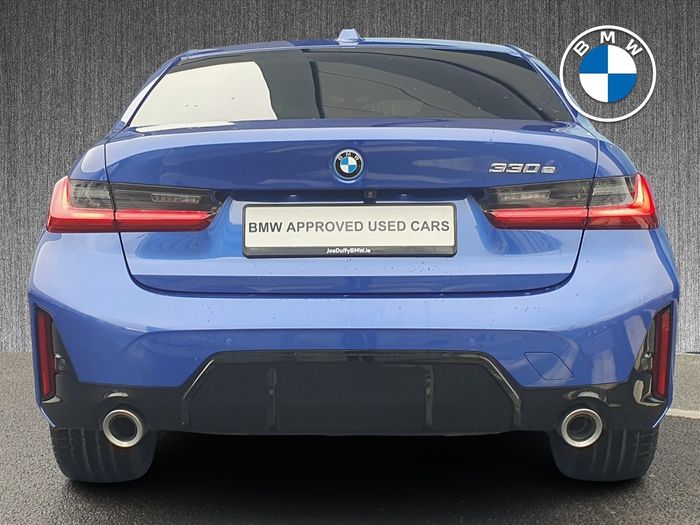 BMW 3 Series 2025