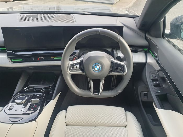 BMW 5 Series 2024
