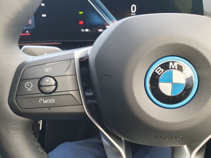 BMW iX1 2026