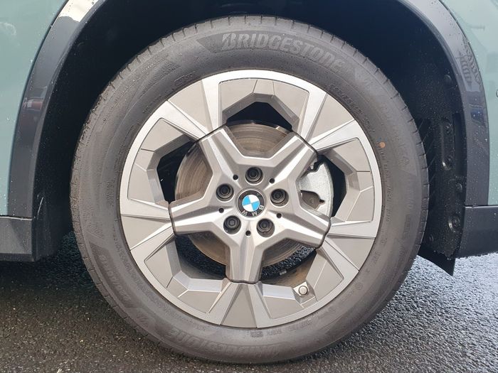 BMW iX1 2026