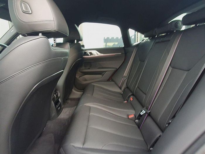 BMW i4 2026