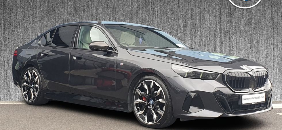 BMW i5 2024