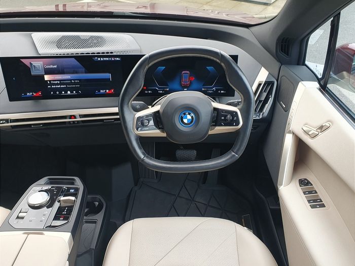 BMW IX 2023