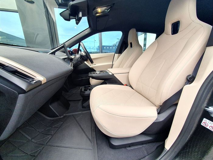 BMW IX 2023