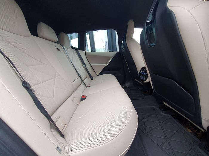 BMW IX 2023