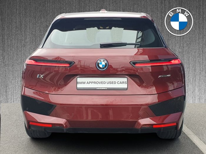 BMW IX 2023