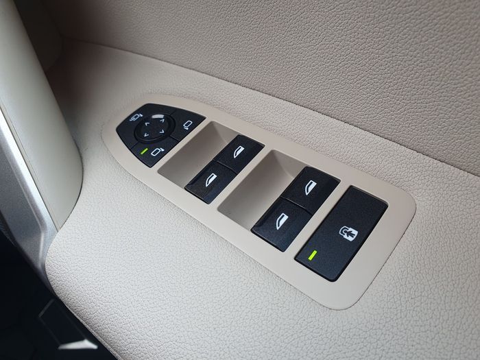 BMW IX 2023