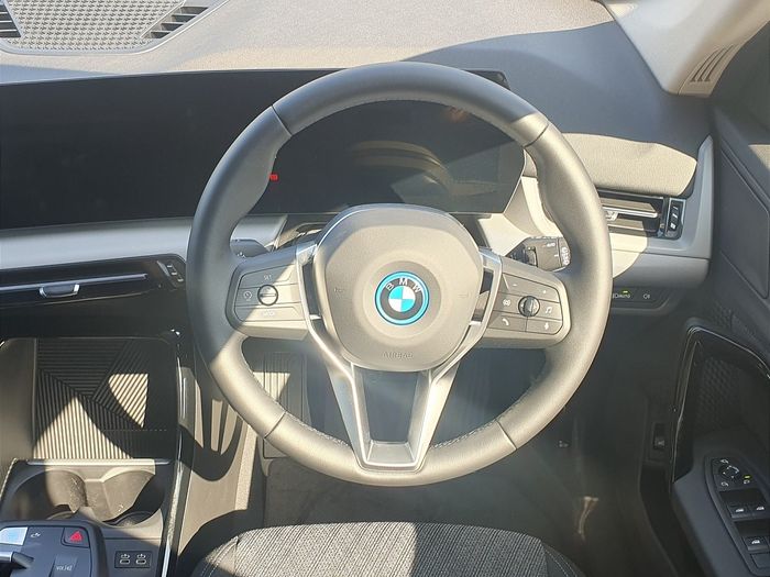 BMW iX1 2026