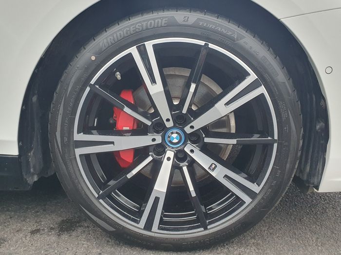 BMW 5 Series 2024