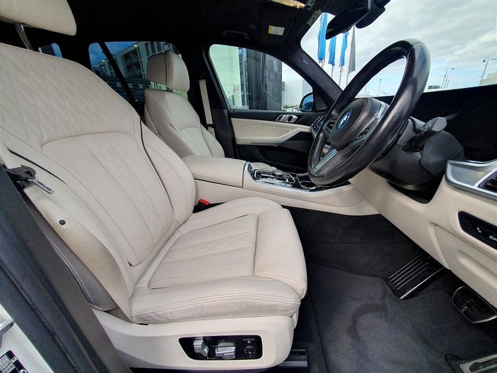 BMW X5 2023