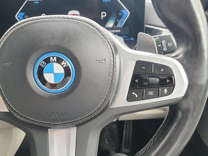 BMW X5 2023