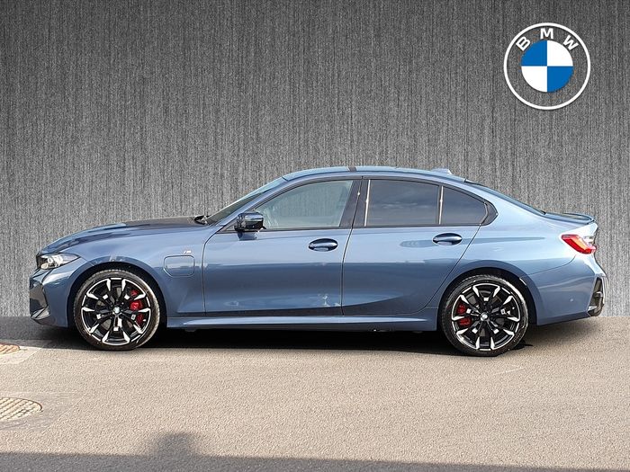 BMW 3 Series 2025