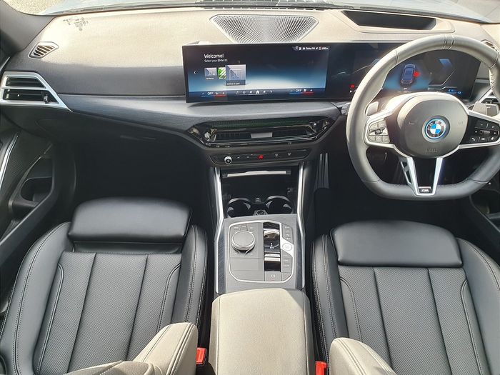 BMW 3 Series 2025
