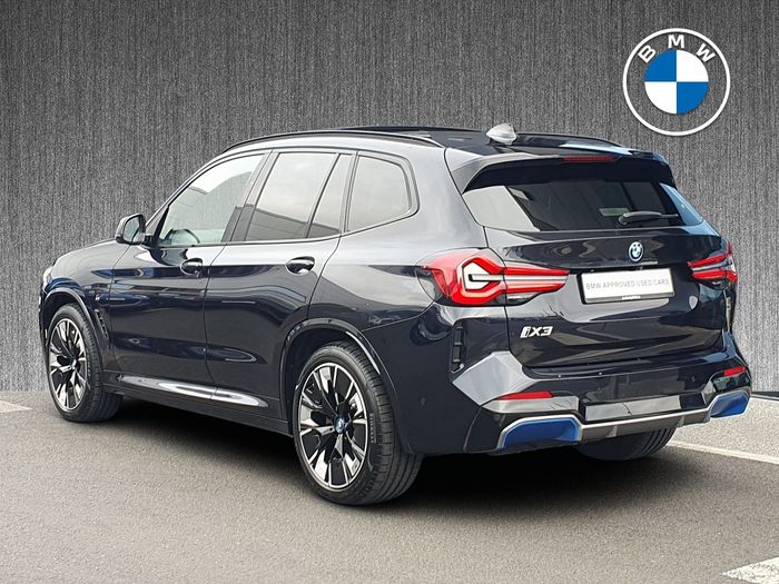 BMW iX3 2022
