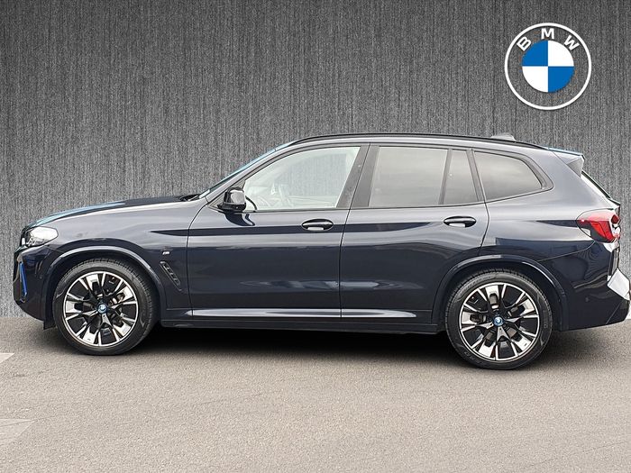 BMW iX3 2022