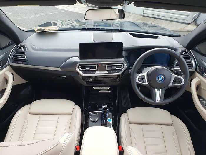 BMW iX3 2022