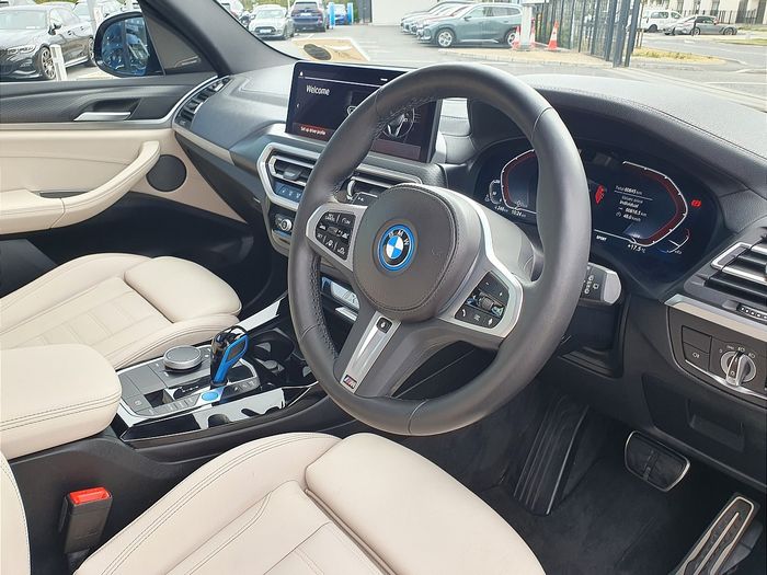 BMW iX3 2022