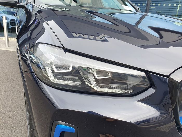 BMW iX3 2022