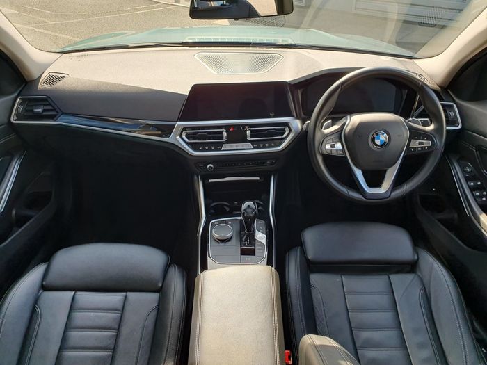 BMW 3 Series 2021