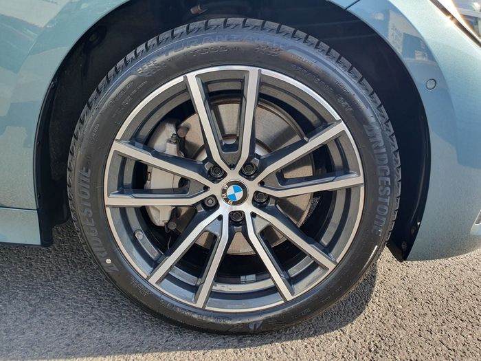 BMW 3 Series 2021
