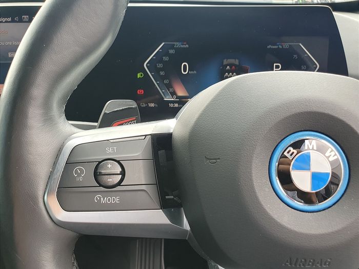 BMW iX1 2024