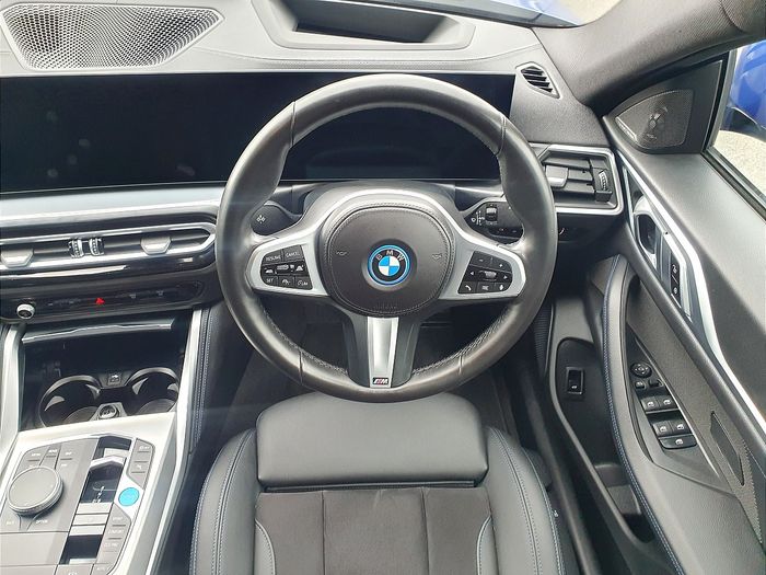 BMW i4 2023