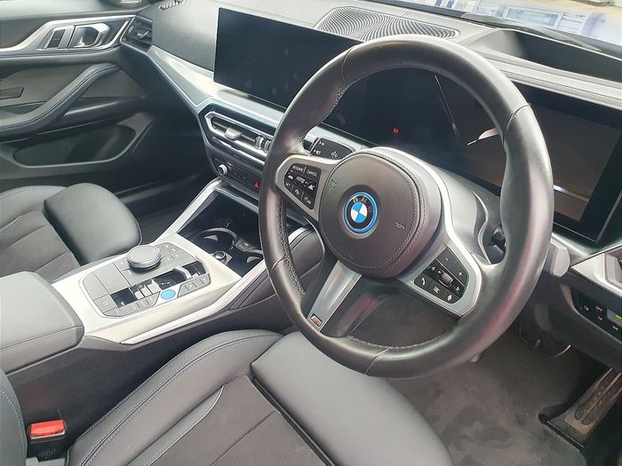 BMW i4 2023