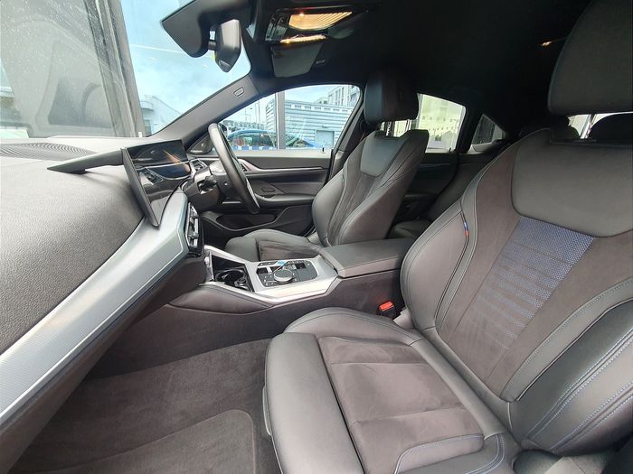 BMW i4 2023