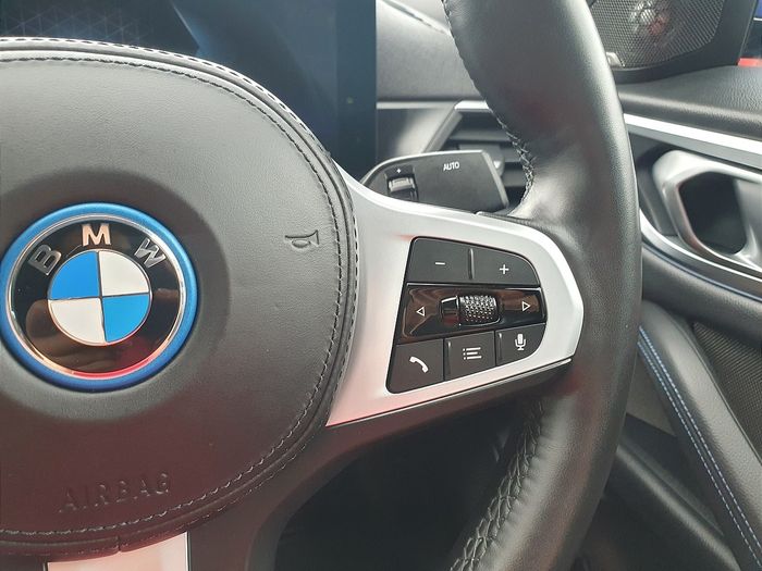 BMW i4 2023