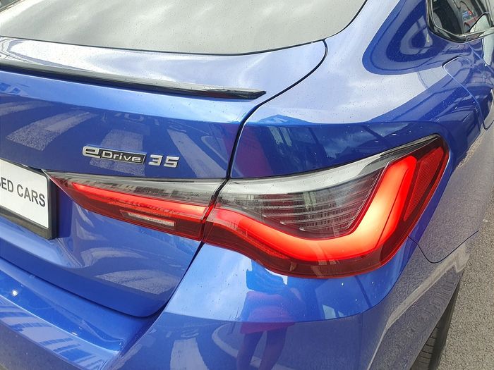 BMW i4 2023