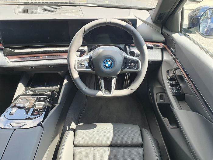 BMW 5 Series 2026